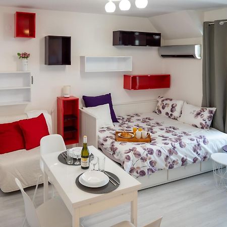 Colorful Studio With Balcony - Free Parking Apartment Sofia Exterior foto