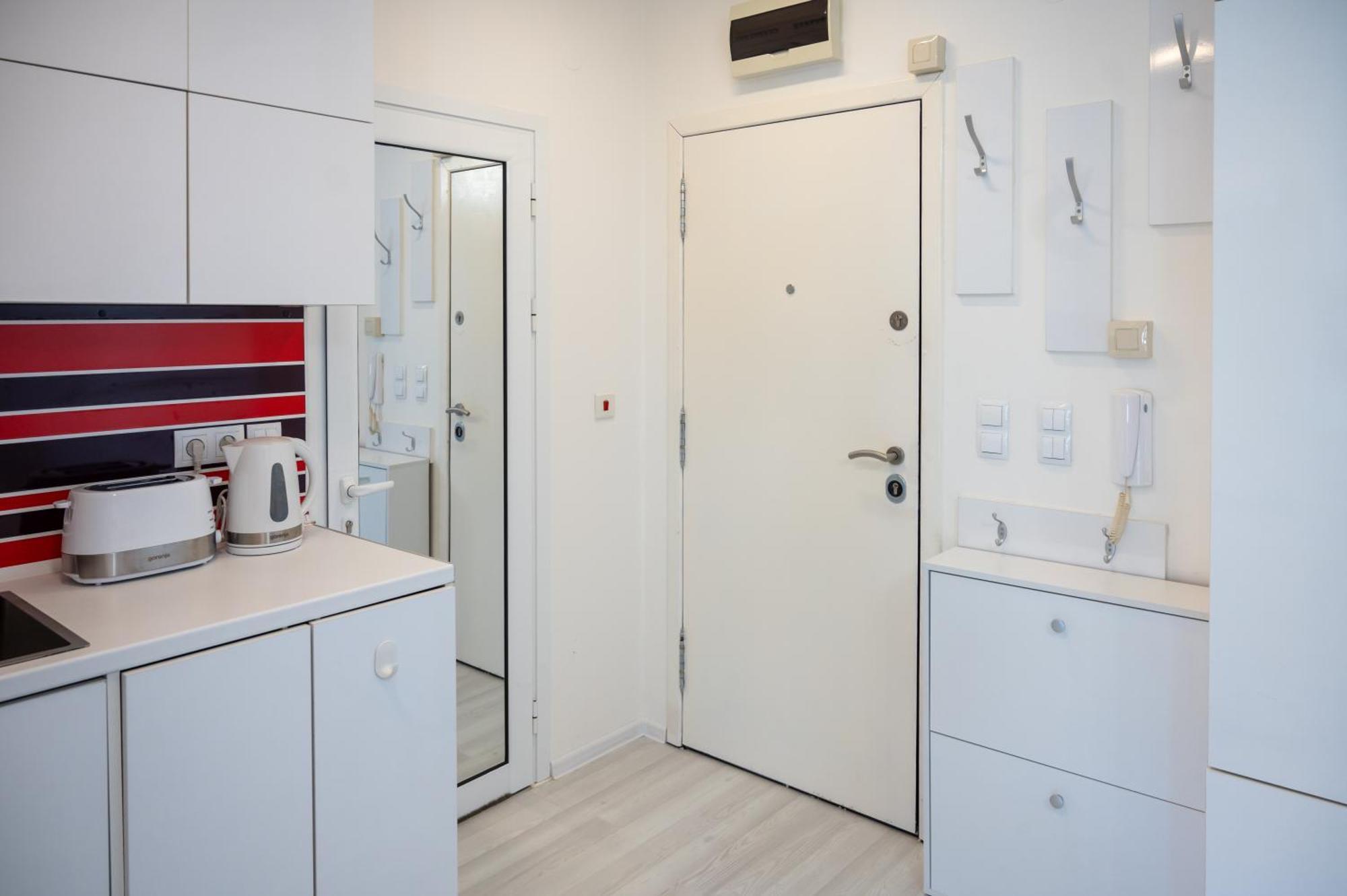 Colorful Studio With Balcony - Free Parking Apartment Sofia Exterior foto